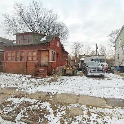 13932 Young St, Detroit, MI 48205