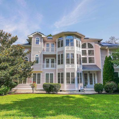 14 Bayside Rd, Egg Harbor Township, NJ 08234