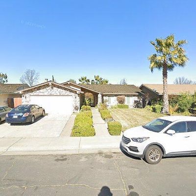 1403 Briarwood Way, Stockton, CA 95209