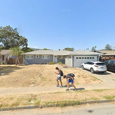 1421 Cambridge St, Novato, CA 94947