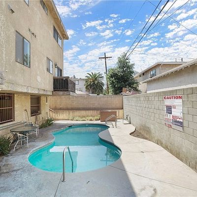 14735 Victory Blvd, Van Nuys, CA 91411