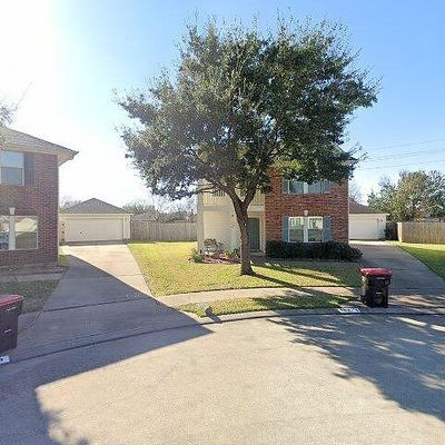 19923 Strat Wood Ct, Cypress, TX 77433