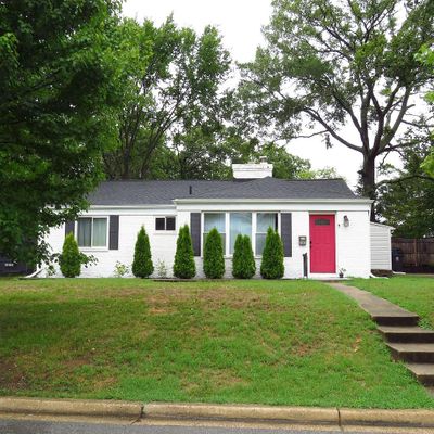 2012 Ruatan St, Hyattsville, MD 20783