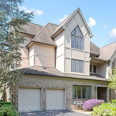 204 Bearwoods Rd, Park Ridge, NJ 07656