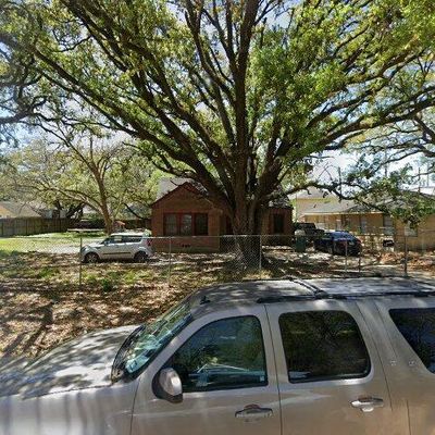 204 Center St, Pasadena, TX 77506