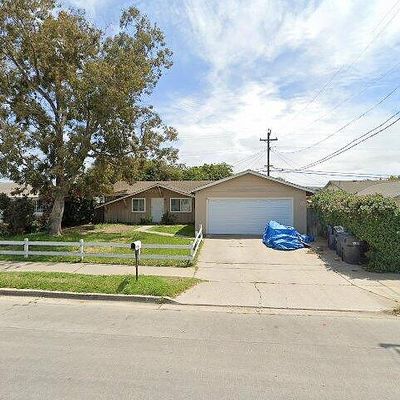 2040 Greenwood Rd, Santa Maria, CA 93455