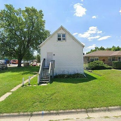 1713 Maple St, South Milwaukee, WI 53172