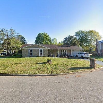 1800 Winter Park Ct, Virginia Beach, VA 23453