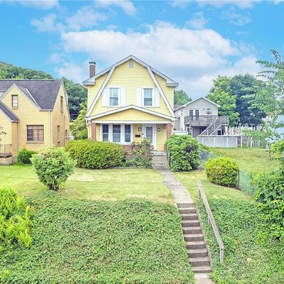 1804 Ridge Ave, Coraopolis, PA 15108