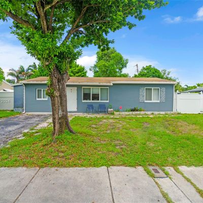 2340 Sw 42 Nd Way, Fort Lauderdale, FL 33317