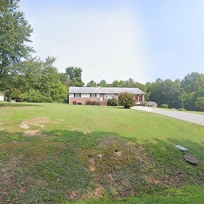 24 Fleming Rd, Cumberland, VA 23040