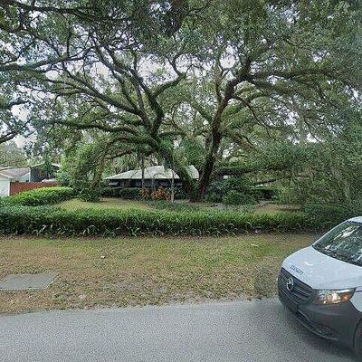 2401 Vandervort Rd, Lutz, FL 33549