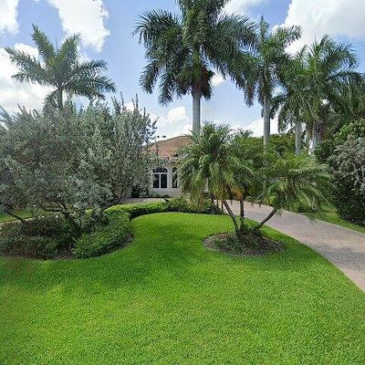 258 9 Th Ave S, Naples, FL 34102