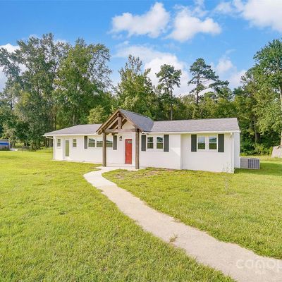 2677 Mcilwain Rd, Lancaster, SC 29720