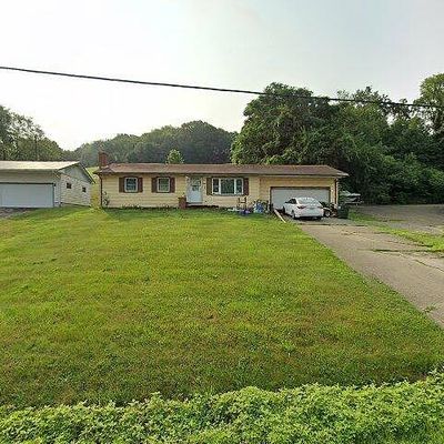 2266 Otsego Ave, Coshocton, OH 43812