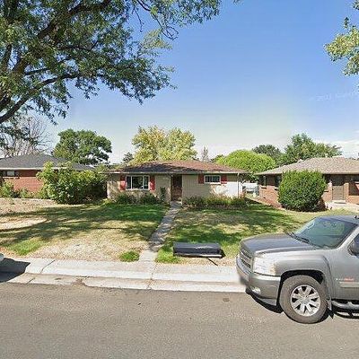 2285 Iola St, Aurora, CO 80010