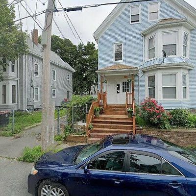 30 Hamilton St, Brockton, MA 02301