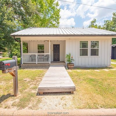 303 N Hutchins St, Bryan, TX 77803