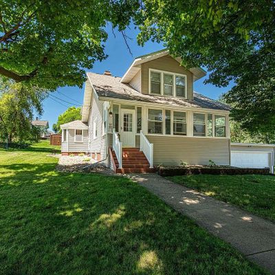 306 N Douglas St, Dodgeville, WI 53533