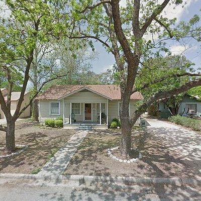 316 Powell Ave, Kerrville, TX 78028