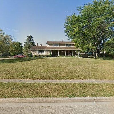 317 Fox Trot, Dixon, IL 61021