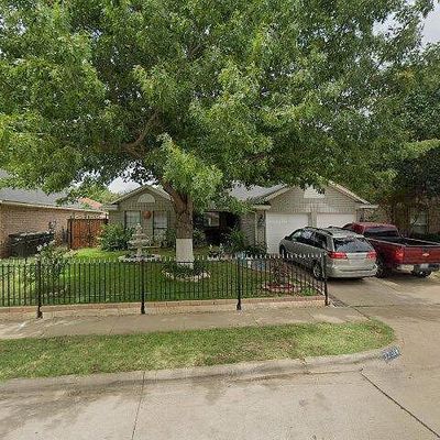 3208 Misty Valley Dr, Fort Worth, TX 76123