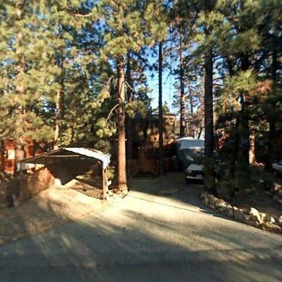 323 Moreno Ln, Sugarloaf, CA 92386