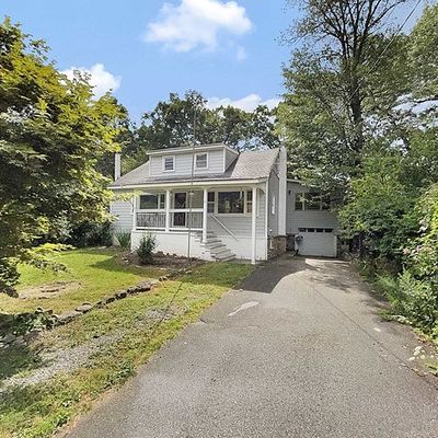 33 Wildwood Ter, Ringwood, NJ 07456