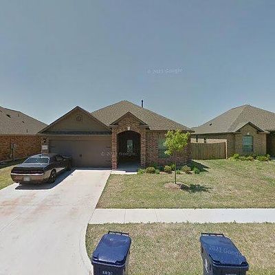 3317 Grace Lake Ct, Yukon, OK 73099