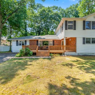 3 Avenue C, Monroe Township, NJ 08831