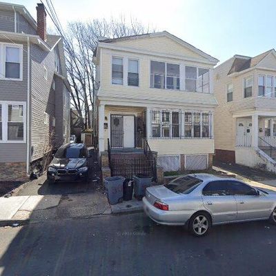 30 Aldine St, Newark, NJ 07112