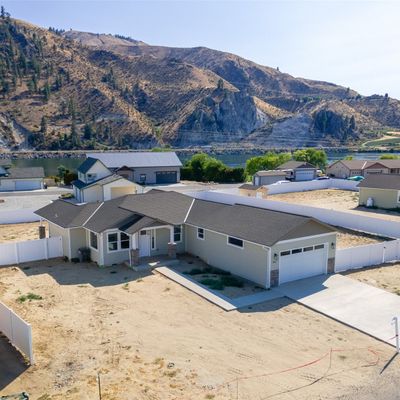 3862 Stayman Flats Rd, Chelan, WA 98816