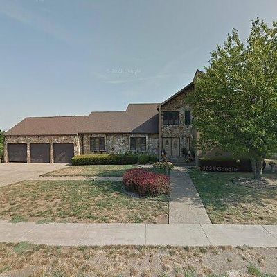 4 Monterey Ct, Jacksonville, IL 62650