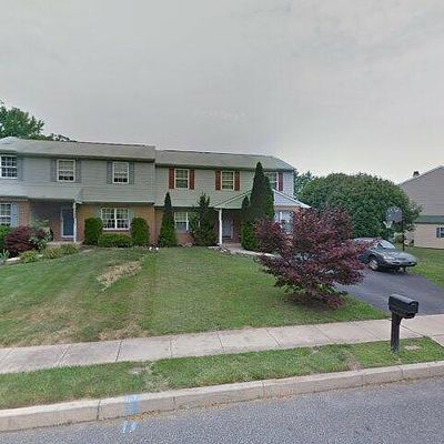 4036 Yorktown Dr, Upper Chichester, PA 19061