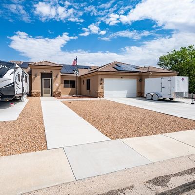 405 Greenway Dr, Kingman, AZ 86401