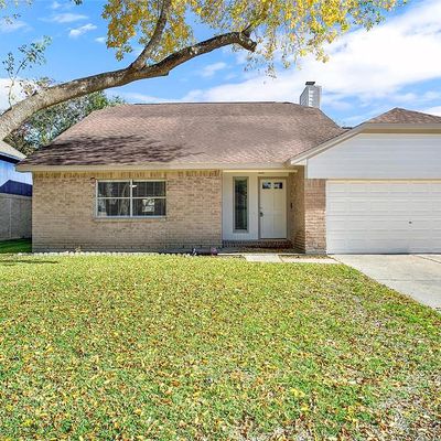 406 Country Ln, League City, TX 77573