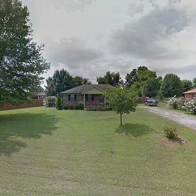 409 Kendra Dr, Smithville, TN 37166