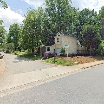 4101 King Edward Ct, Greensboro, NC 27455