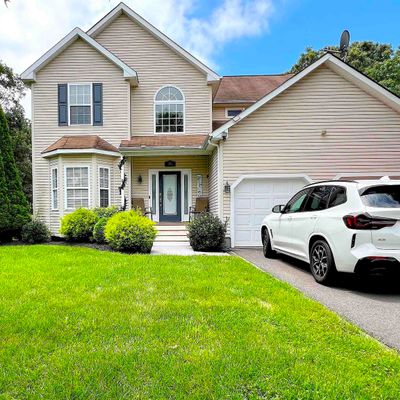 35 Emerald Dr, Egg Harbor Township, NJ 08234