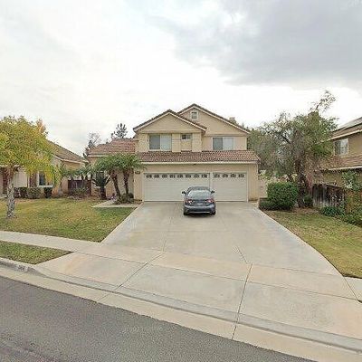 368 Redwing Cir, Corona, CA 92882