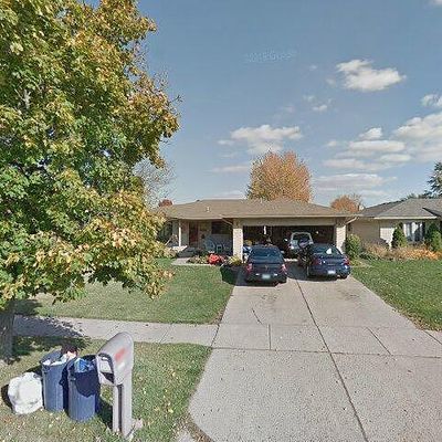 47404 Royal Rd, Macomb, MI 48044