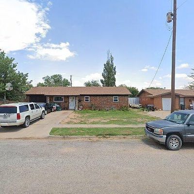 505 E Ripley St, Brownfield, TX 79316