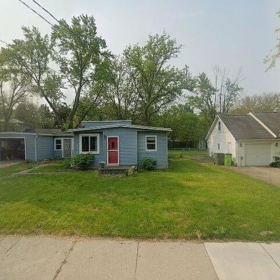 512 Foreman St, Lowell, MI 49331