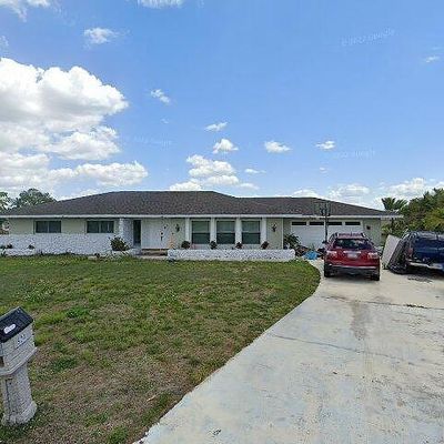 524 Parkside St, Lehigh Acres, FL 33936