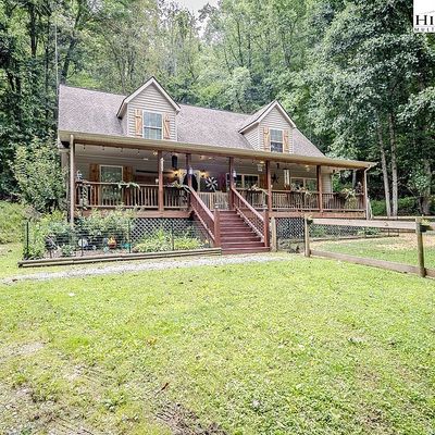 428 Phillip Rd, Elk Park, NC 28622