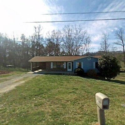 429 Terrace View Dr, Bean Station, TN 37708