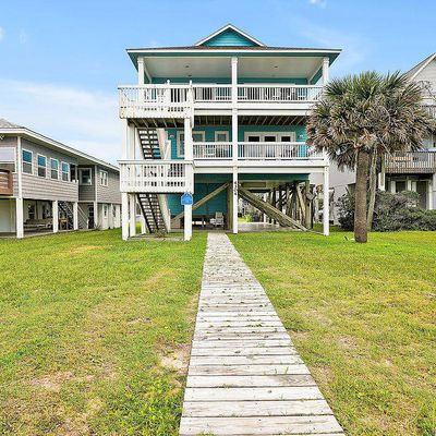 4304 E Beach Dr, Oak Island, NC 28465