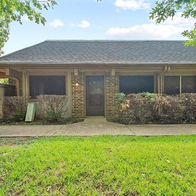 4421 Westminster Dr, Irving, TX 75038