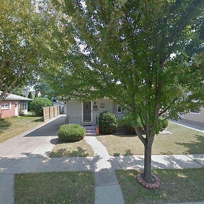 449 S Blackhawk St, Janesville, WI 53545