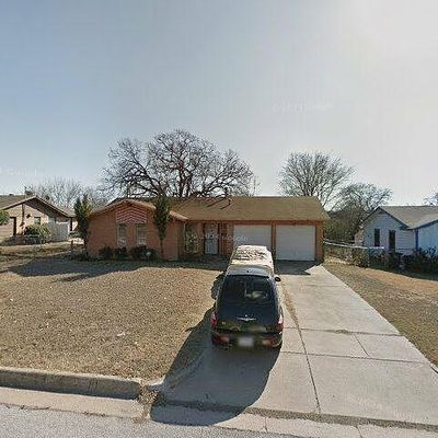 4500 E Kellis St, Fort Worth, TX 76119